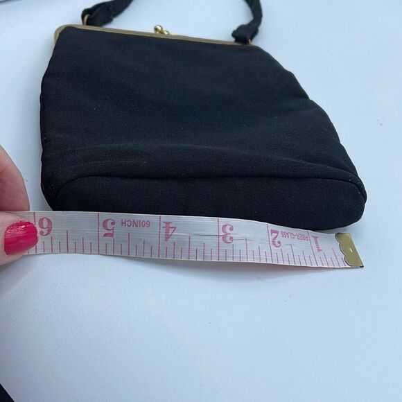 Vintage Virginia ribbed fabric tiny satchel. . - Picture 8 of 10